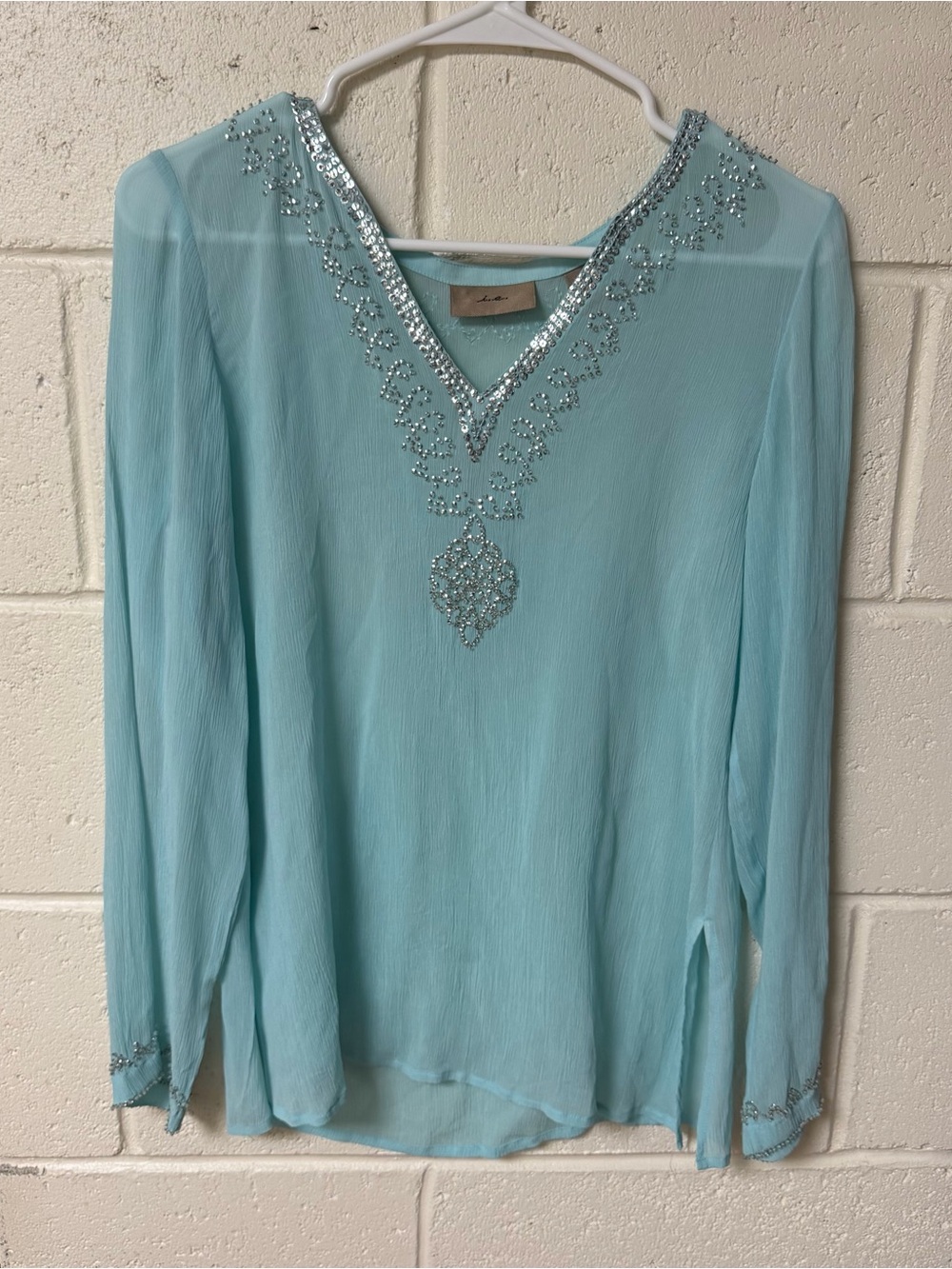 i.e. Light Blue 100% Silk Silver Sequin & Bead Embellished Tunic (Size M)